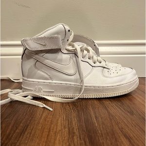 Classic Nike AF 1 High Tops